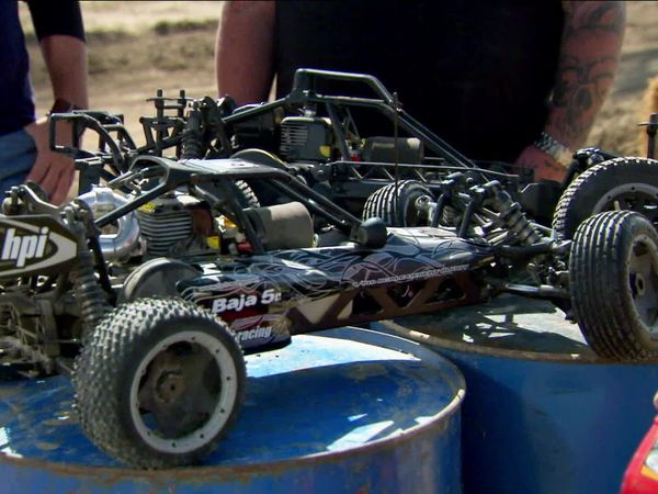 Auction Hunters - Money Makin' Monster Machines