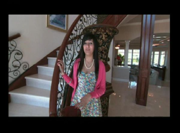Teen Cribs - Sonom and Hayley