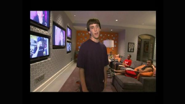 Teen Cribs - Episodio 201