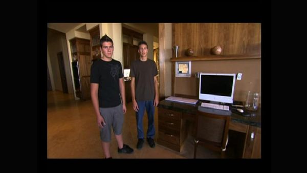 Teen Cribs - Episodio 211
