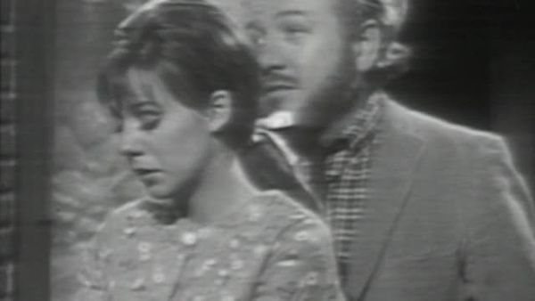 Dark Shadows - Episode 323
