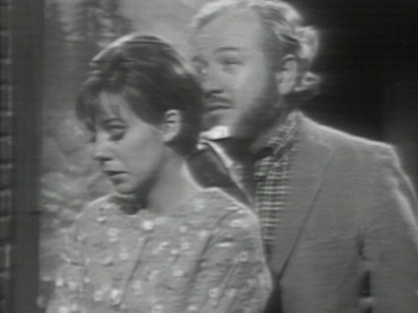 Dark Shadows - Episode 323