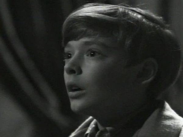 Dark Shadows - Episode 240
