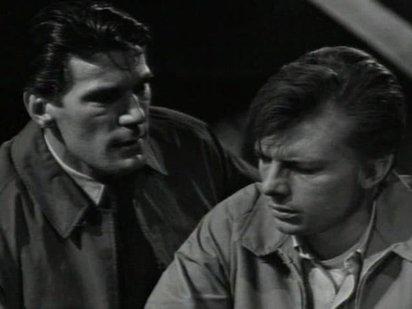 Dark Shadows - Episode 215