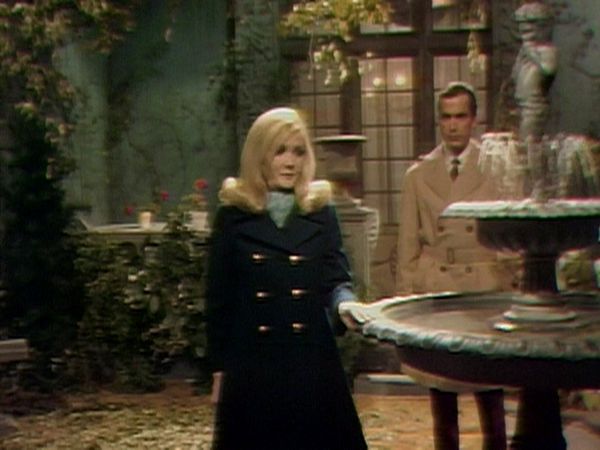 Dark Shadows - Episode 359