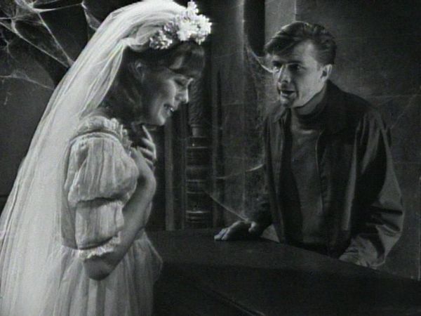 Dark Shadows - Episode 251