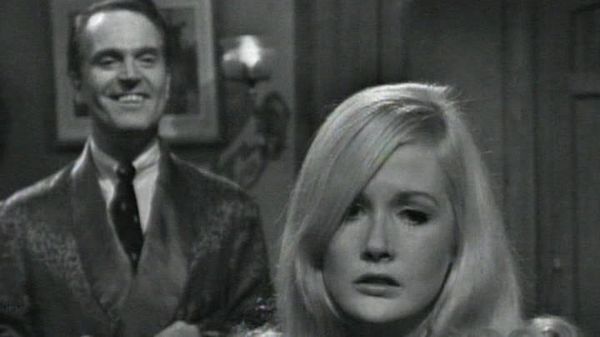 Dark Shadows - Episode 270
