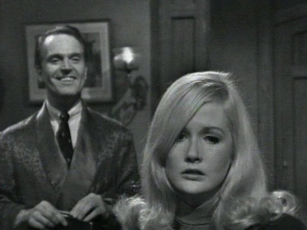 Dark Shadows - Episode 270