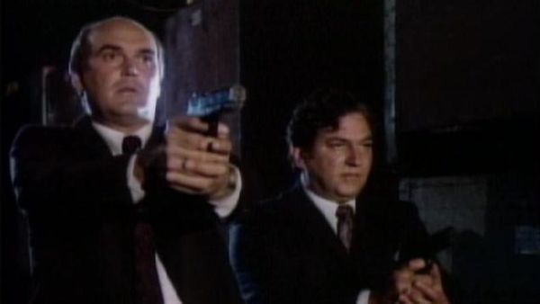 MacGyver - Back From The Dead