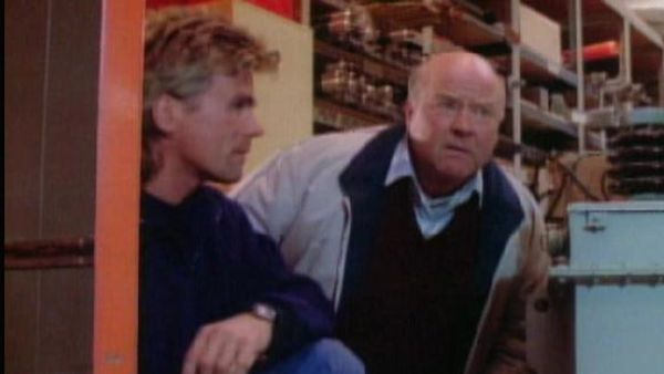 MacGyver - Easy Target