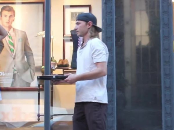 MTV's Bugging Out - Episódio 16