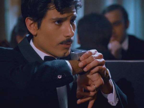 Danger 5 - Danger 5: S1 E4 - Hitler's Golden Murder Palace