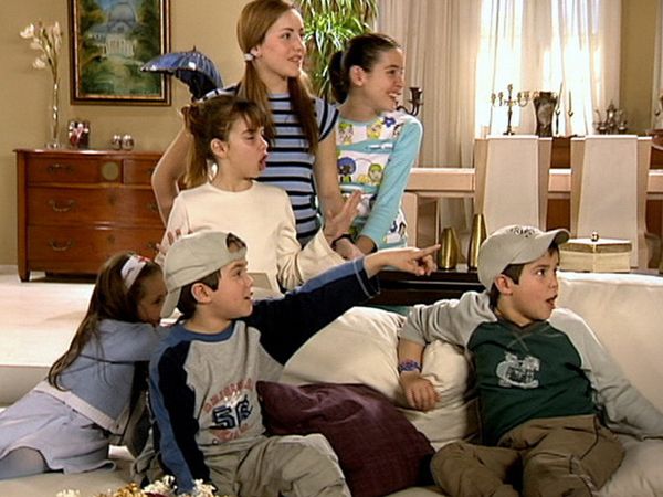 Ana y los 7 - Elemental, querido Bruno