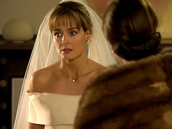 Ana y los 7 - La Noche de Bodas