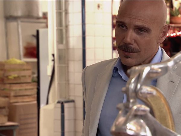 La impostora - El rechazo de Rafael