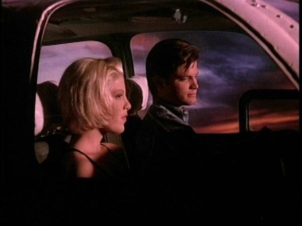 Beverly Hills, 90210 - Who's Zoomin' Who?
