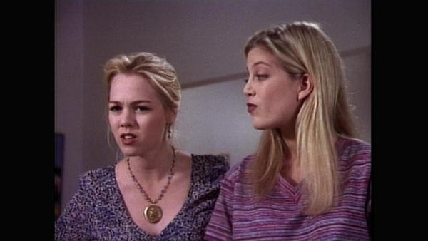 Beverly Hills, 90210 - Strangers in the Night