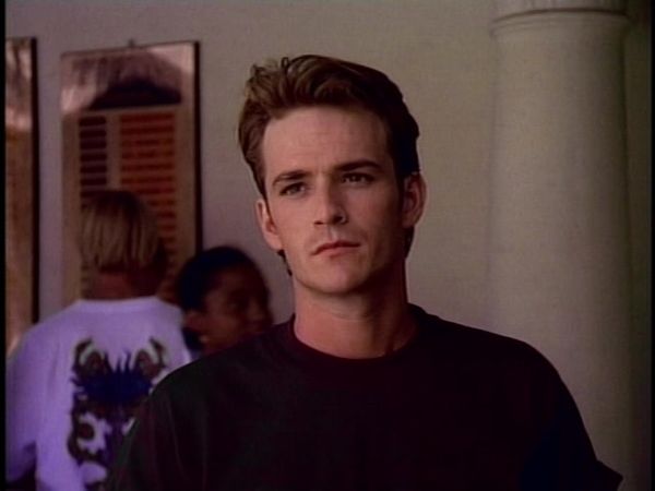 Beverly Hills, 90210 - Radio Daze