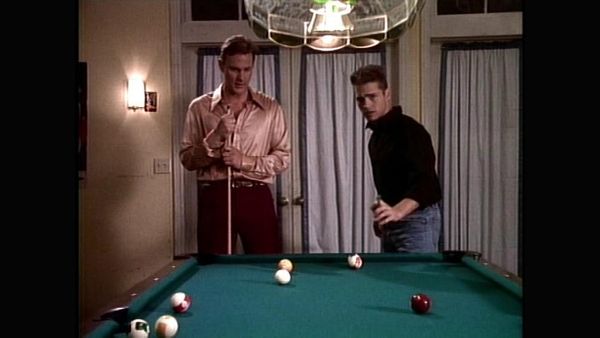 Beverly Hills, 90210 - Greek To Me