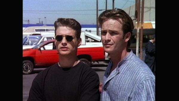 Beverly Hills, 90210 - Moving Targets