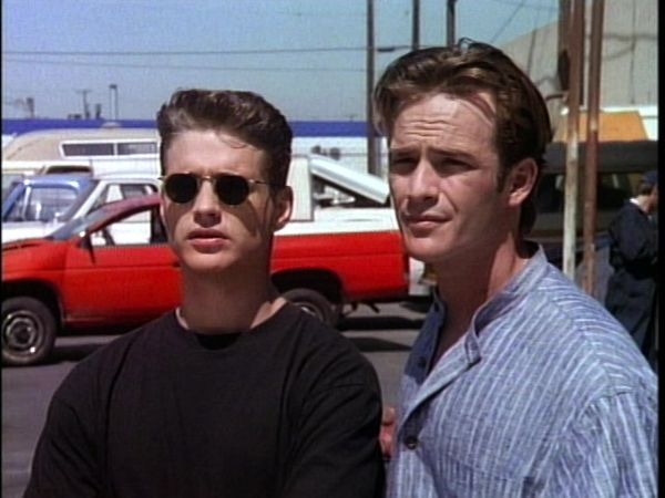 Beverly Hills, 90210 - Moving Targets