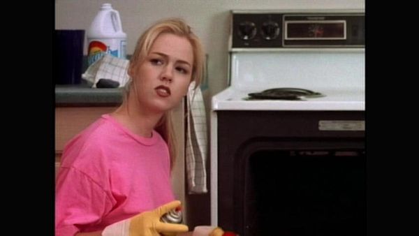 Beverly Hills, 90210 - The Girl From New York City