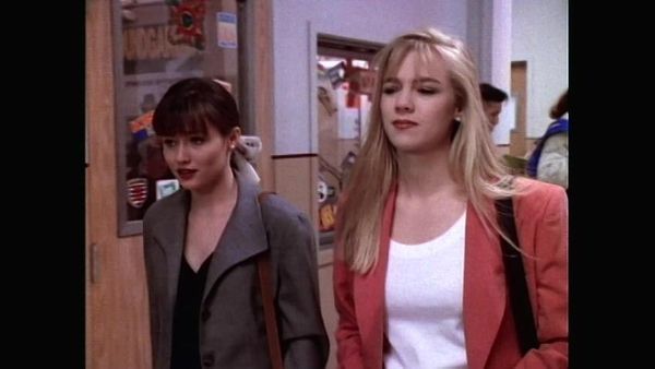 Beverly Hills, 90210 - Everybody's Talkin' 'Bout It