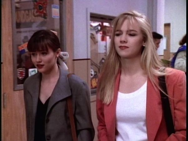Beverly Hills, 90210 - Everybody's Talkin' 'Bout It