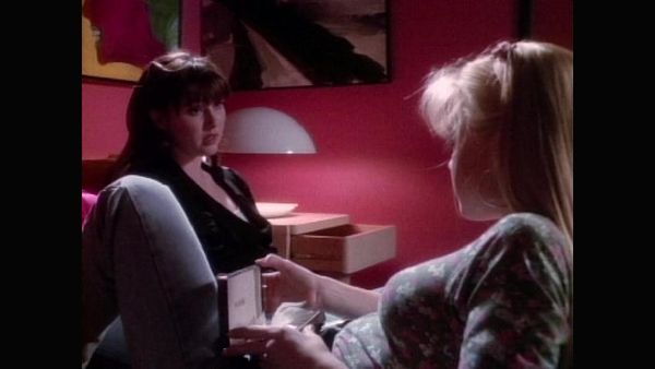 Beverly Hills, 90210 - Isn't It Romantic?