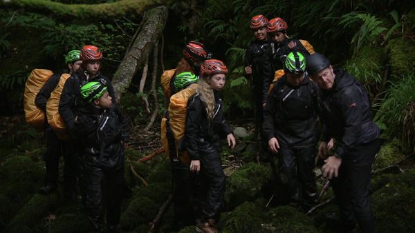 Bear Grylls: Survival School - Episode 8