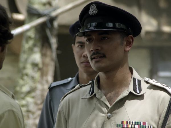 Serangoon Road - Episode 9