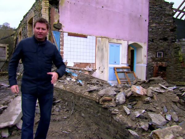 The Restoration Man - WELSH SCHOOL