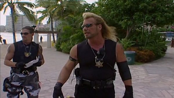 Dog, el cazarrecompensas - El padrino de Waikiki