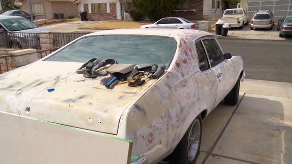 Locos Por los Autos - Ardiente y de mal comportamiento