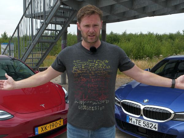 Bloch erklärt - Wer ist dynamischer? Tesla Model 3 vs BMW 330i