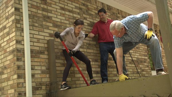 Today's Homeowner with Danny Lipford - New Life - Old Deck