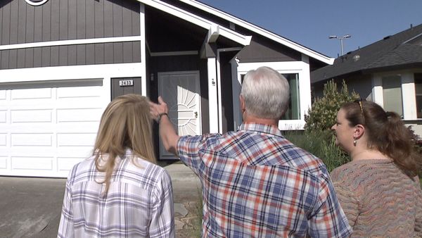 Today's Homeowner with Danny Lipford - Bathroom Makeover