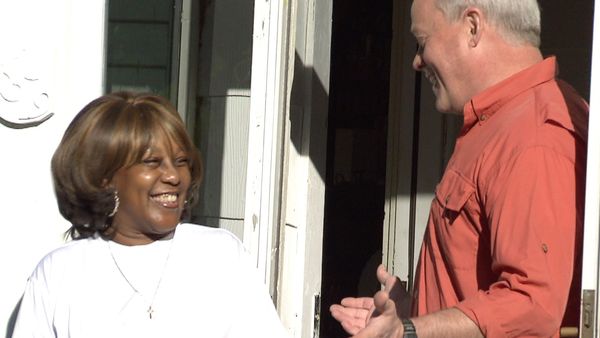 Today's Homeowner with Danny Lipford - Homeowner Helping Hand