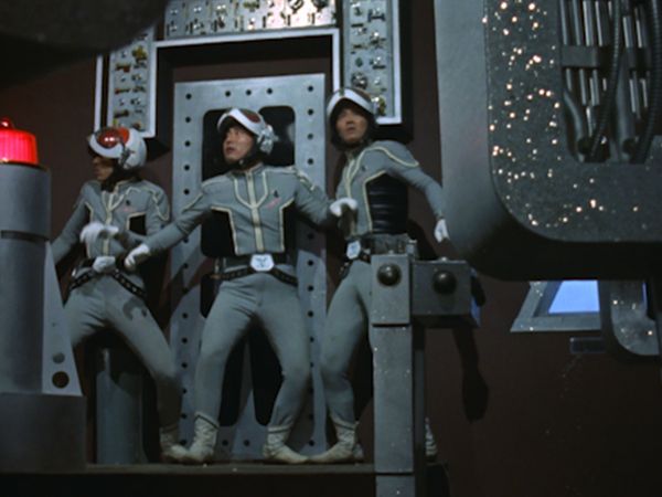 Ultraseven - Ultraseven: S1 E32 - The Strolling Planet