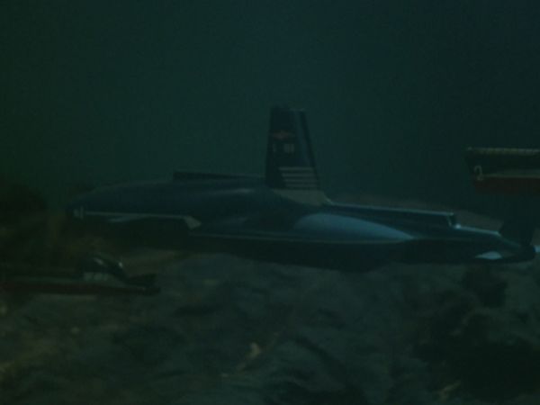Ultraseven - Ultraseven: S1 E33 - The Invading Dead