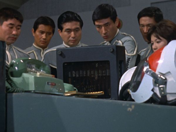 Ultraseven - Ultraseven: S1 E36 - A Lethal 0.1 Seconds