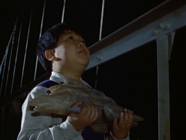 Ultraseven - Ultraseven: S1 E16 - The Eye That Shines In The Darkness