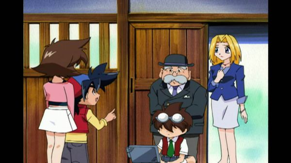 BeyBlade Gen - Ataca la bestia de la roca