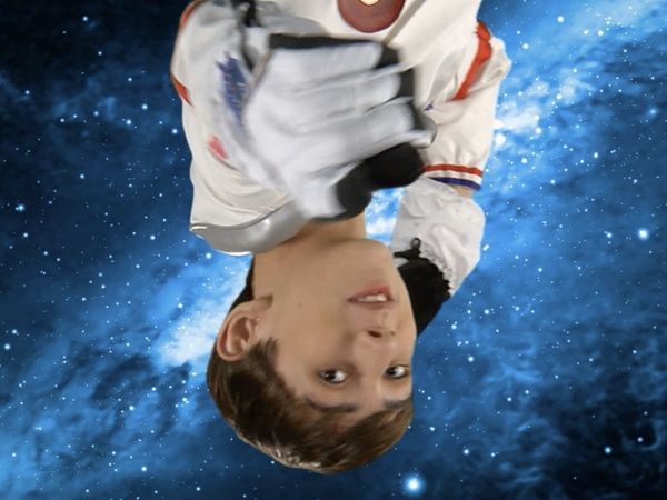 Finding Stuff Out - Astronauts