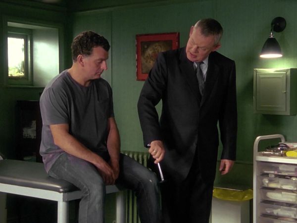 Doc Martin en español - Perecer juntos como tontos