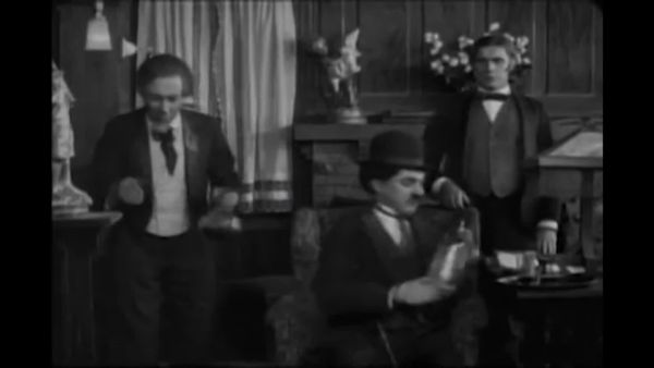 A Grande Coleção Chaplin - Uma Fuga de Jitney