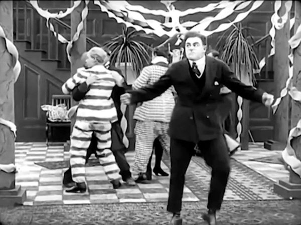 A Grande Coleção Chaplin - Laços de tango