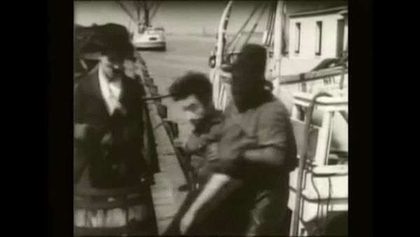 A Grande Coleção Chaplin - Clandestino