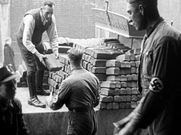 Hitler's People - Conformity