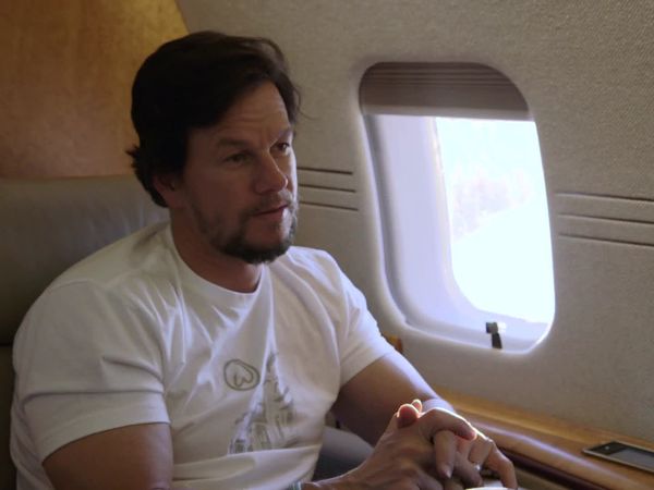 Wahlburgers - Has-Bros